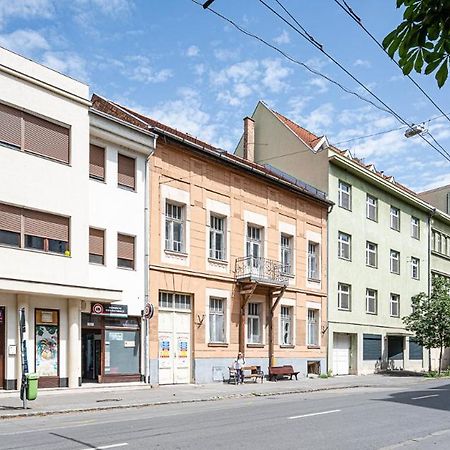 Saint Seven Daire Segedin Dış mekan fotoğraf